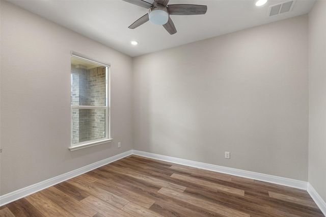 1709 Stinnett DR, Leander, TX 78641