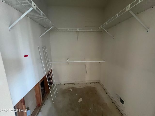 3 Winthrop Road, Monroe, NJ 08831