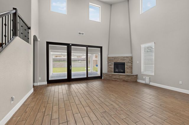 1939 Castle Peak Loop NE, Rio Rancho, NM 87144