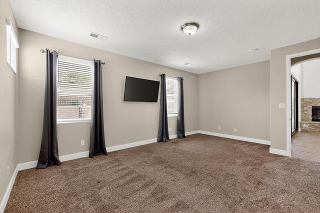 1939 Castle Peak Loop NE, Rio Rancho, NM 87144