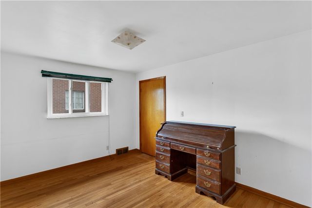 1101 Martin Ave, New Kensington, PA 15068