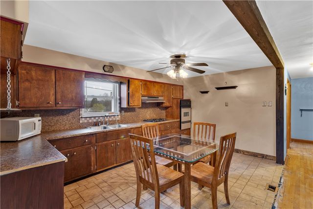 1101 Martin Ave, New Kensington, PA 15068