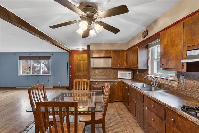 1101 Martin Ave, New Kensington, PA 15068