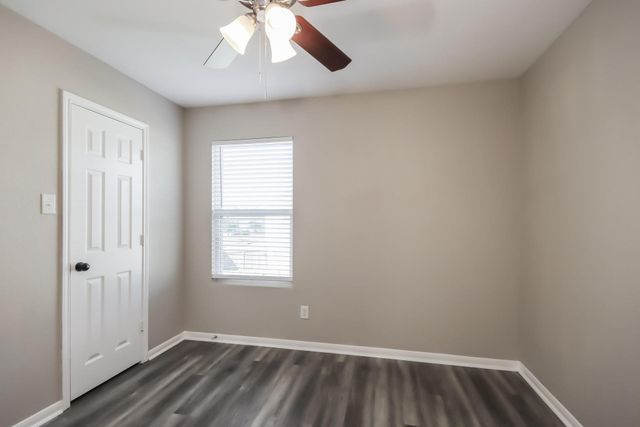 7215 Fox Scene Drive, Humble, TX 77338
