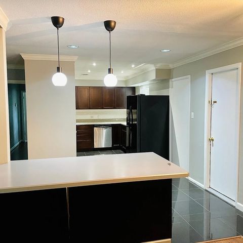 3152 Walnut Hill Lane, Dallas, TX 75229