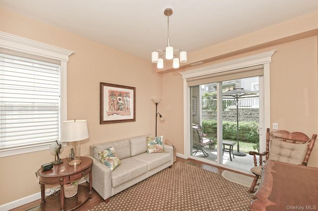53 Winter Place 53, East Northport, NY 11731