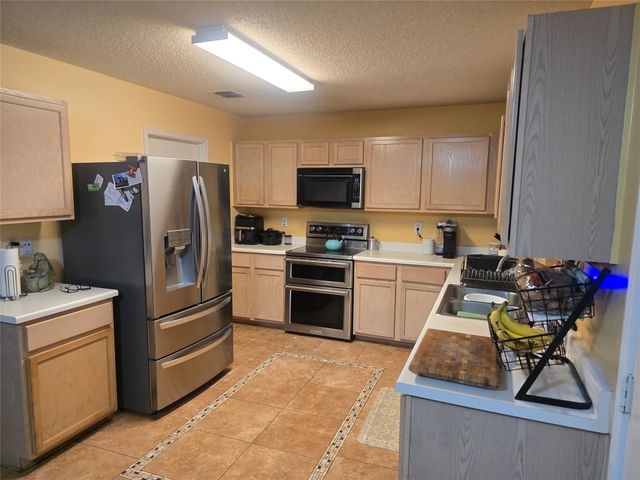 3813 Summer Hill Drive, Balch Springs, TX 75180