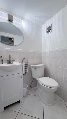 200 Horizon W 102, Boynton Beach, FL 33435