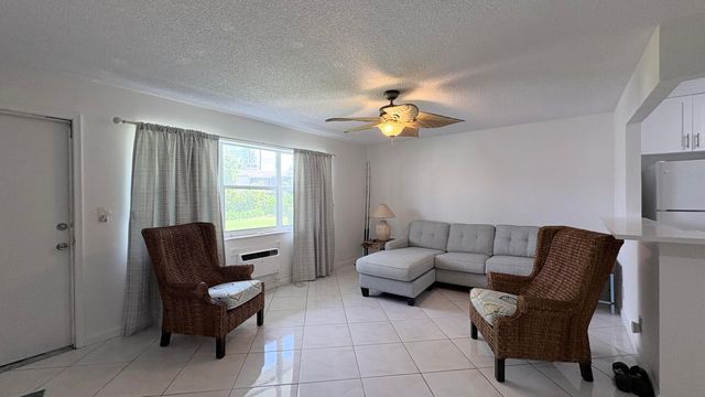 200 Horizon W 102, Boynton Beach, FL 33435