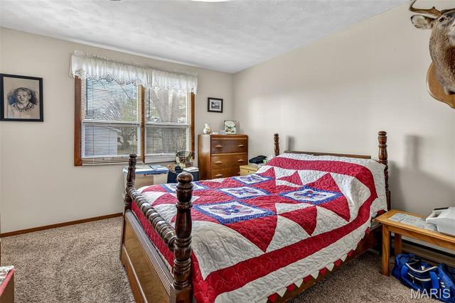 109 S Madison Street, Desloge, MO 63601