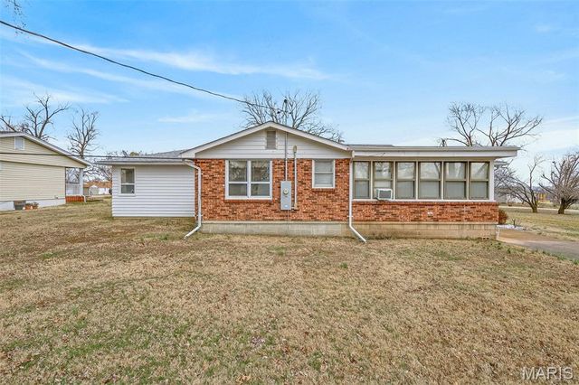 109 S Madison Street, Desloge, MO 63601