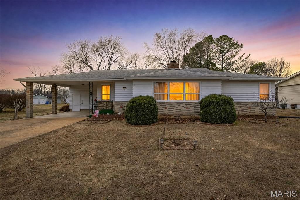 109 S Madison Street, Desloge, MO 63601