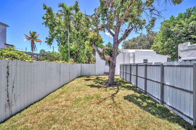 421 NW 59th St, Miami, FL 33127