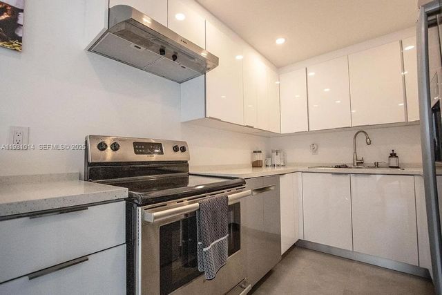 421 NW 59th St, Miami, FL 33127