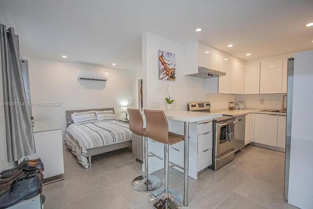 421 NW 59th St, Miami, FL 33127