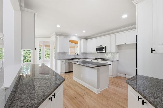 6279 Creekstone Path, Cumming, GA 30041