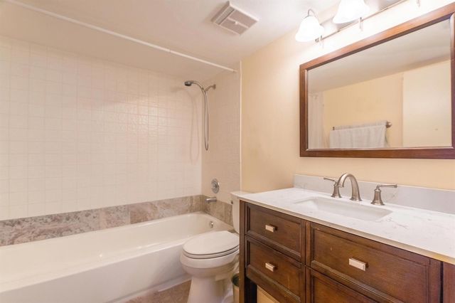9819 NW 3rd Court 3, Plantation, FL 33324