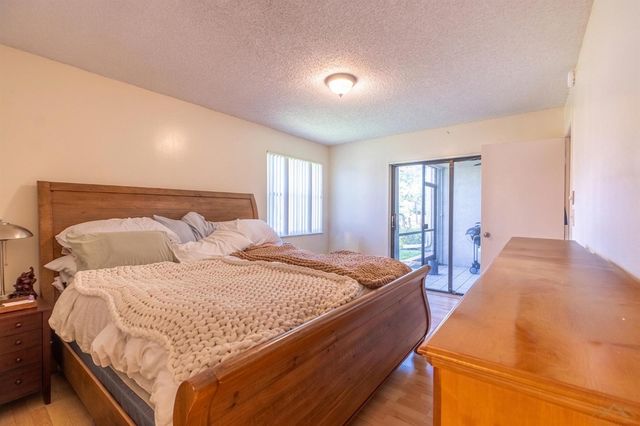 9819 NW 3rd Court 3, Plantation, FL 33324