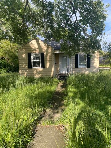 2220 Euclid Drive, Anderson, IN 46011