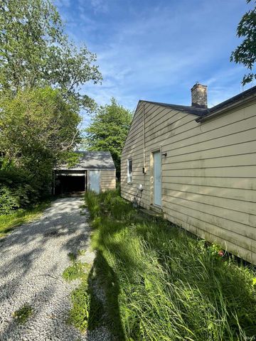 2220 Euclid Drive, Anderson, IN 46011