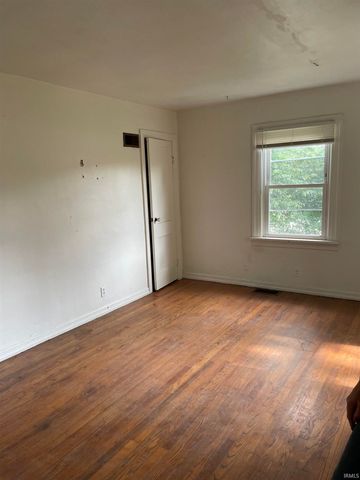 2220 Euclid Drive, Anderson, IN 46011