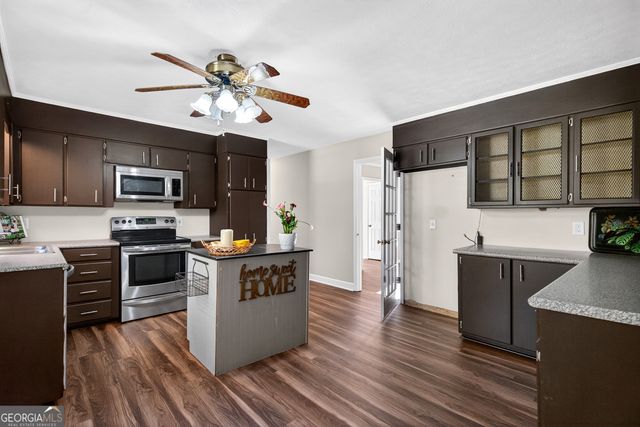 217 Baywood Circle, Lagrange, GA 30240