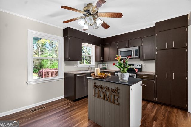 217 Baywood Circle, Lagrange, GA 30240