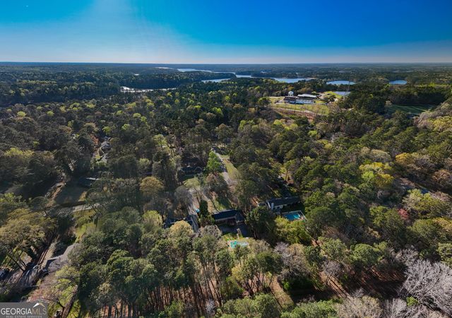 217 Baywood Circle, Lagrange, GA 30240