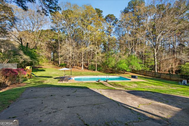 217 Baywood Circle, Lagrange, GA 30240