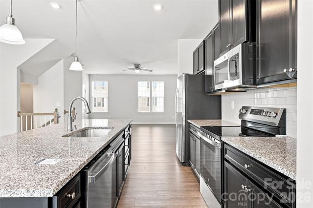 2509 Autumn Olive Lane, Matthews, NC 28104