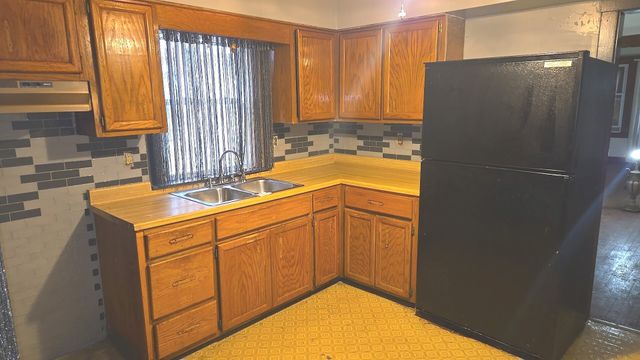 506 E 144th Street, Dolton, IL 60419