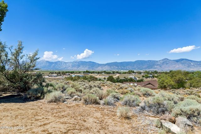 1680 Toni Court, Minden, NV 89423
