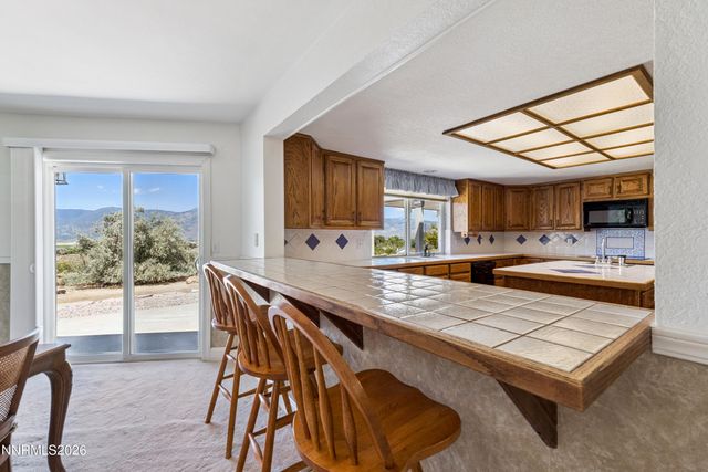 1680 Toni Court, Minden, NV 89423