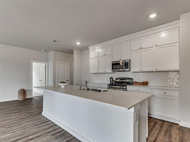 9881 Livingston Road, Edmond, OK 73025