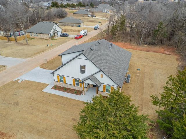 9881 Livingston Road, Edmond, OK 73025