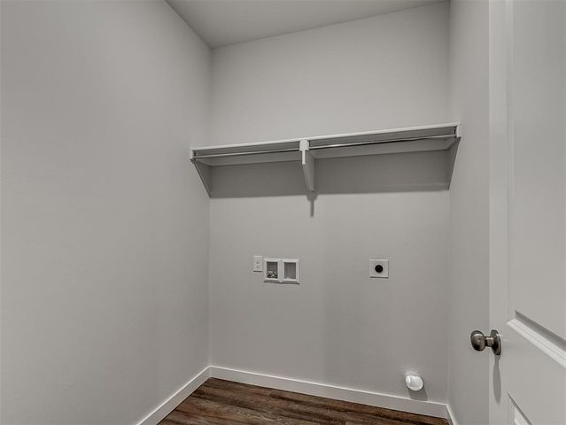 9881 Livingston Road, Edmond, OK 73025