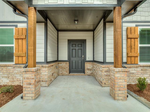 9881 Livingston Road, Edmond, OK 73025