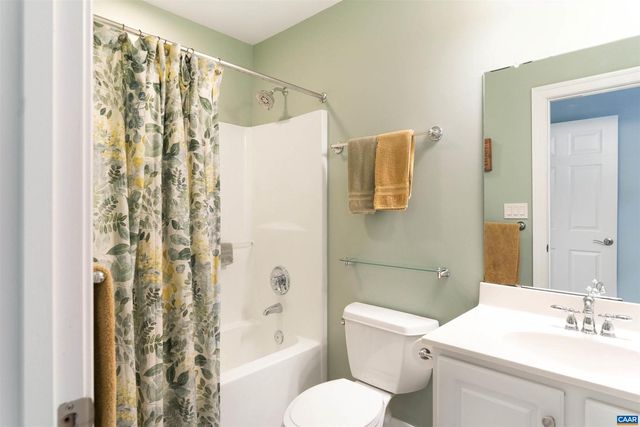 3535 FOXWOOD DR, Barboursville, VA 22923