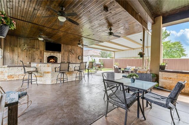 211 River Trail Street, Rio Grande City, TX 78582