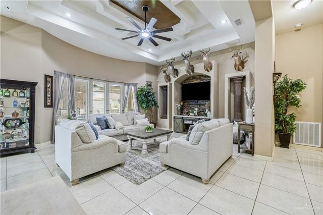 211 River Trail Street, Rio Grande City, TX 78582