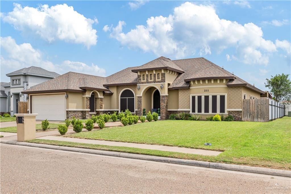 211 River Trail Street, Rio Grande City, TX 78582