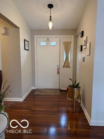 5111 Woodside Court, Carmel, IN 46033