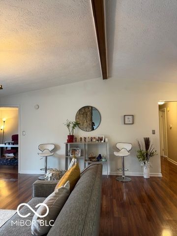 5111 Woodside Court, Carmel, IN 46033