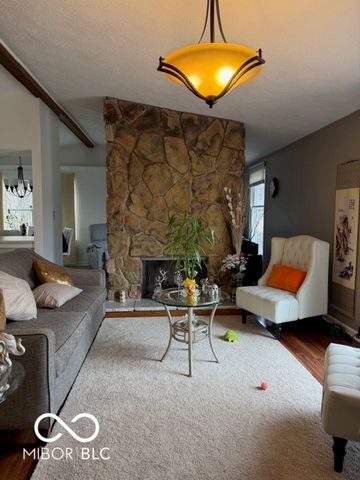 5111 Woodside Court, Carmel, IN 46033