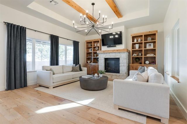 3824 Stone Hill Lane, Edmond, OK 73034