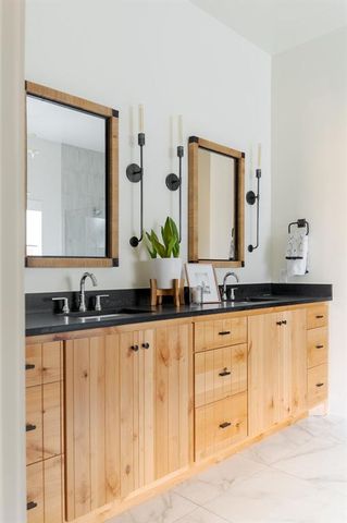 3824 Stone Hill Lane, Edmond, OK 73034