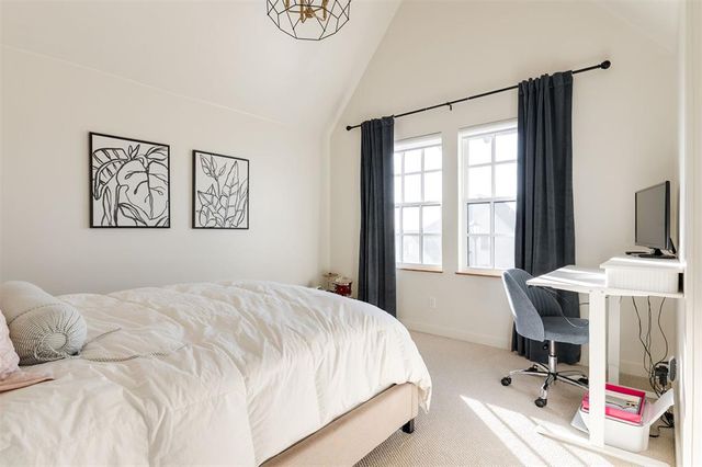 3824 Stone Hill Lane, Edmond, OK 73034