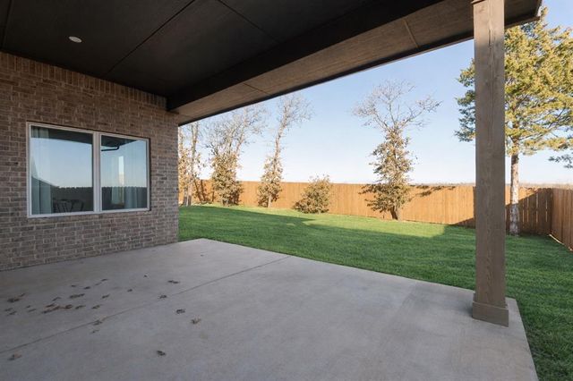 3824 Stone Hill Lane, Edmond, OK 73034