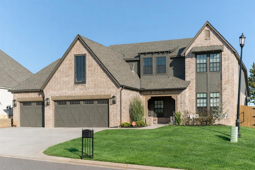 3824 Stone Hill Lane, Edmond, OK 73034