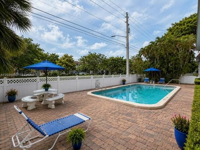 280 S Cypress Road 310, Pompano Beach, FL 33060